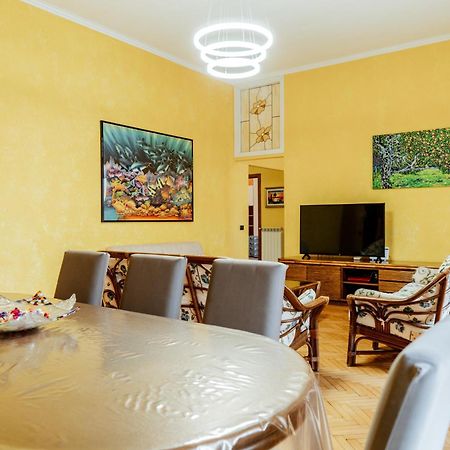 Luxe Apartment Near Milano, Rho Fiera E Mxp Бусто-Арсизио Экстерьер фото