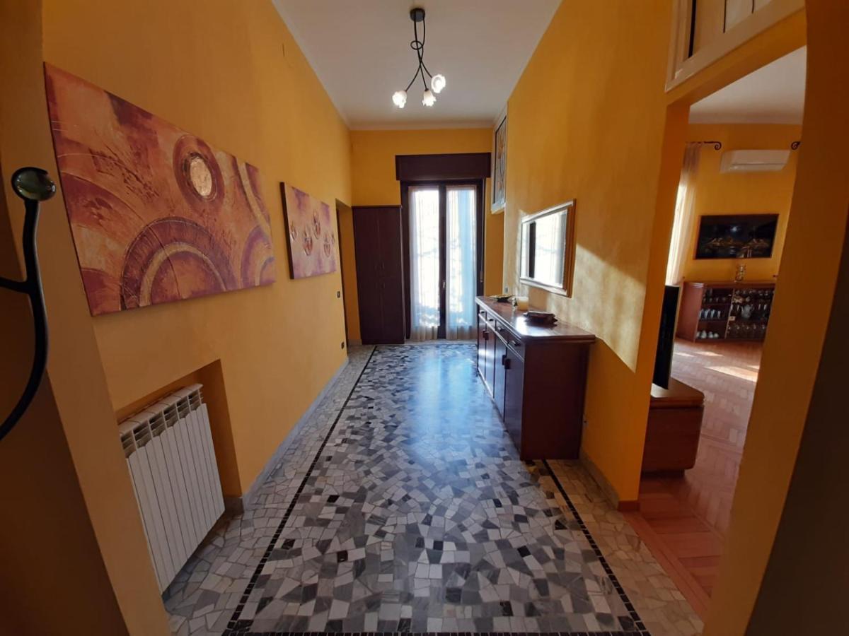 Luxe Apartment Near Milano, Rho Fiera E Mxp Бусто-Арсизио Экстерьер фото