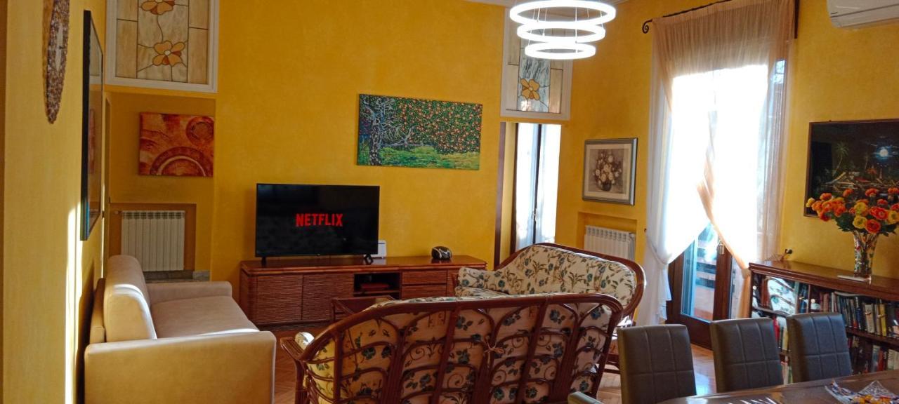 Luxe Apartment Near Milano, Rho Fiera E Mxp Бусто-Арсизио Экстерьер фото