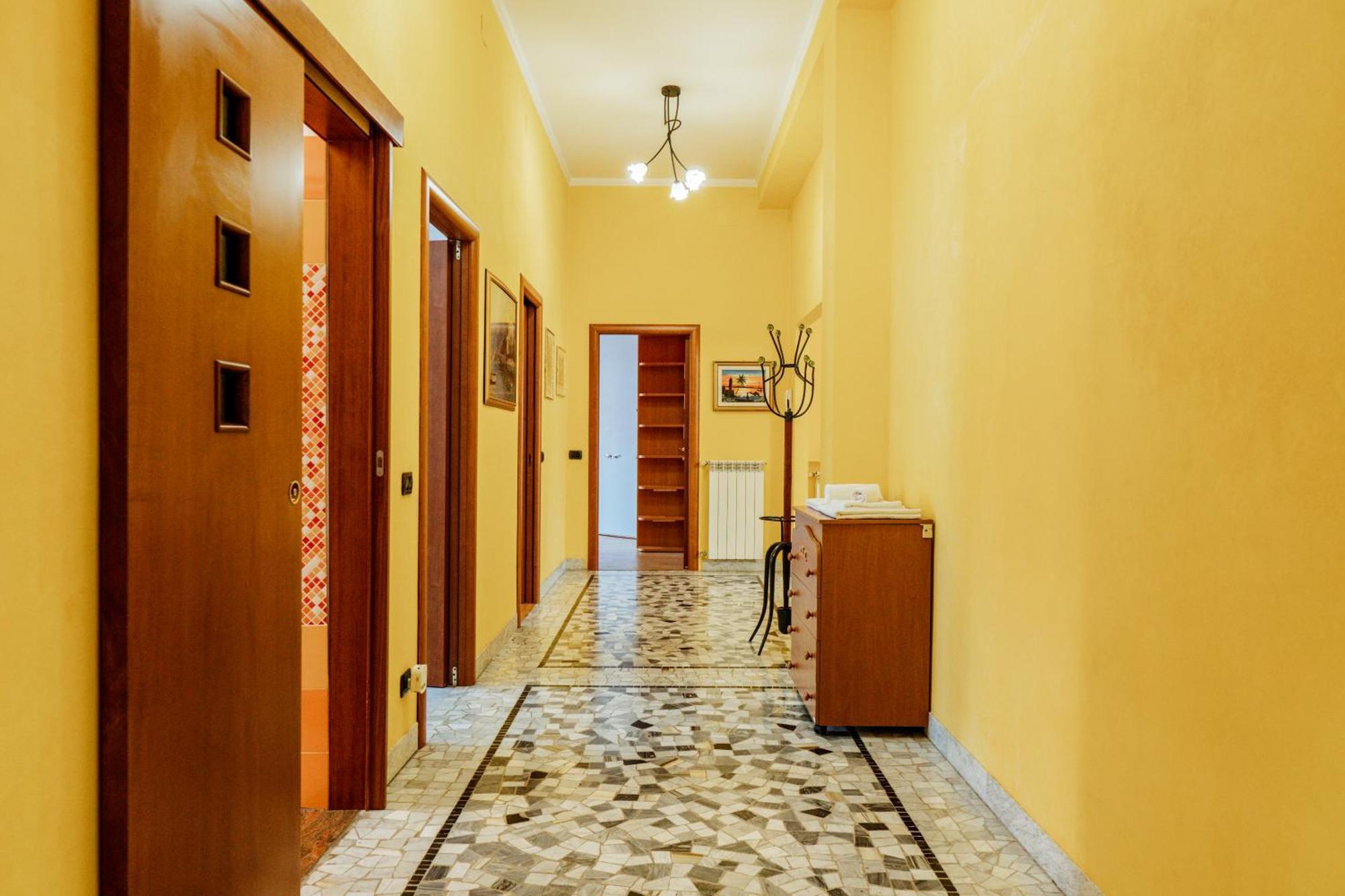 Luxe Apartment Near Milano, Rho Fiera E Mxp Бусто-Арсизио Экстерьер фото